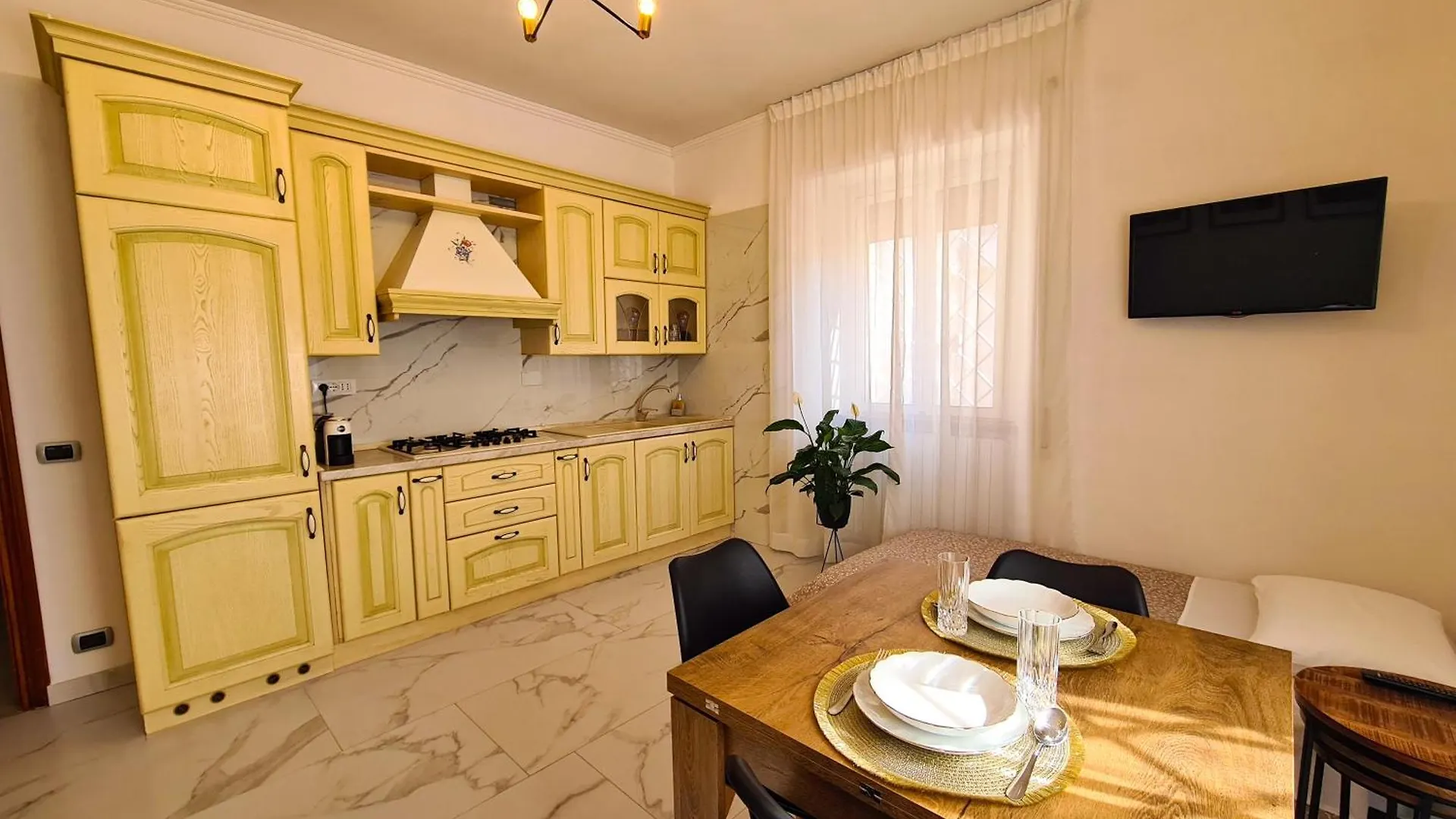 Monti Di San Paolo Guesthouse With Free Private Parking Acilia Bed & Breakfast