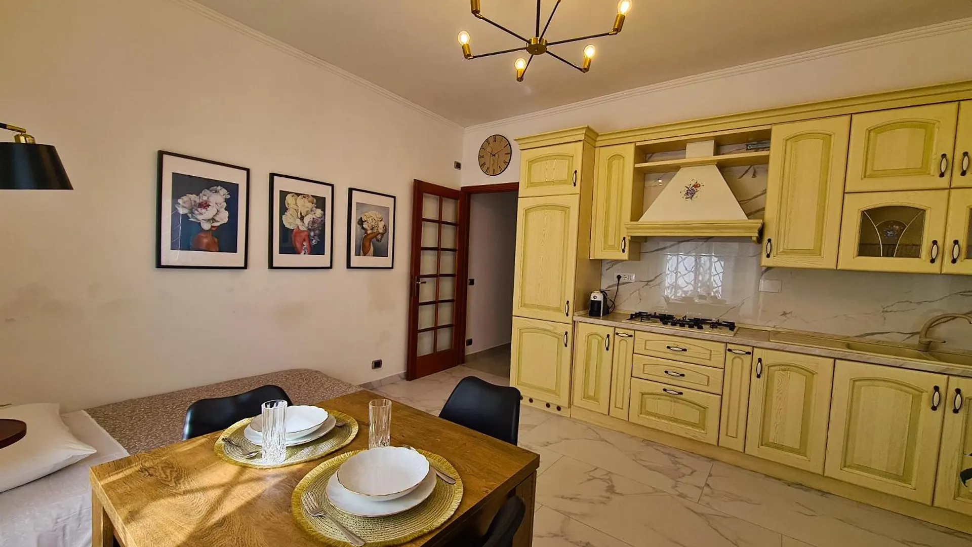 Bed & Breakfast Monti Di San Paolo Guesthouse With Free Private Parking Acilia