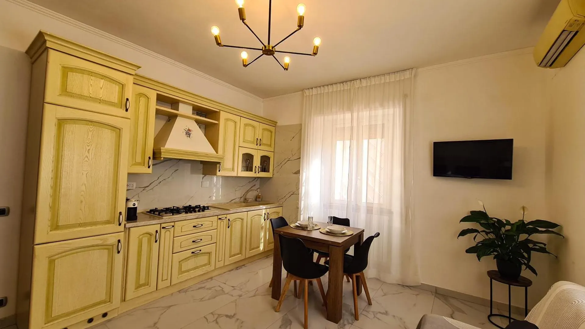 Monti Di San Paolo Guesthouse With Free Private Parking Acilia 0*,